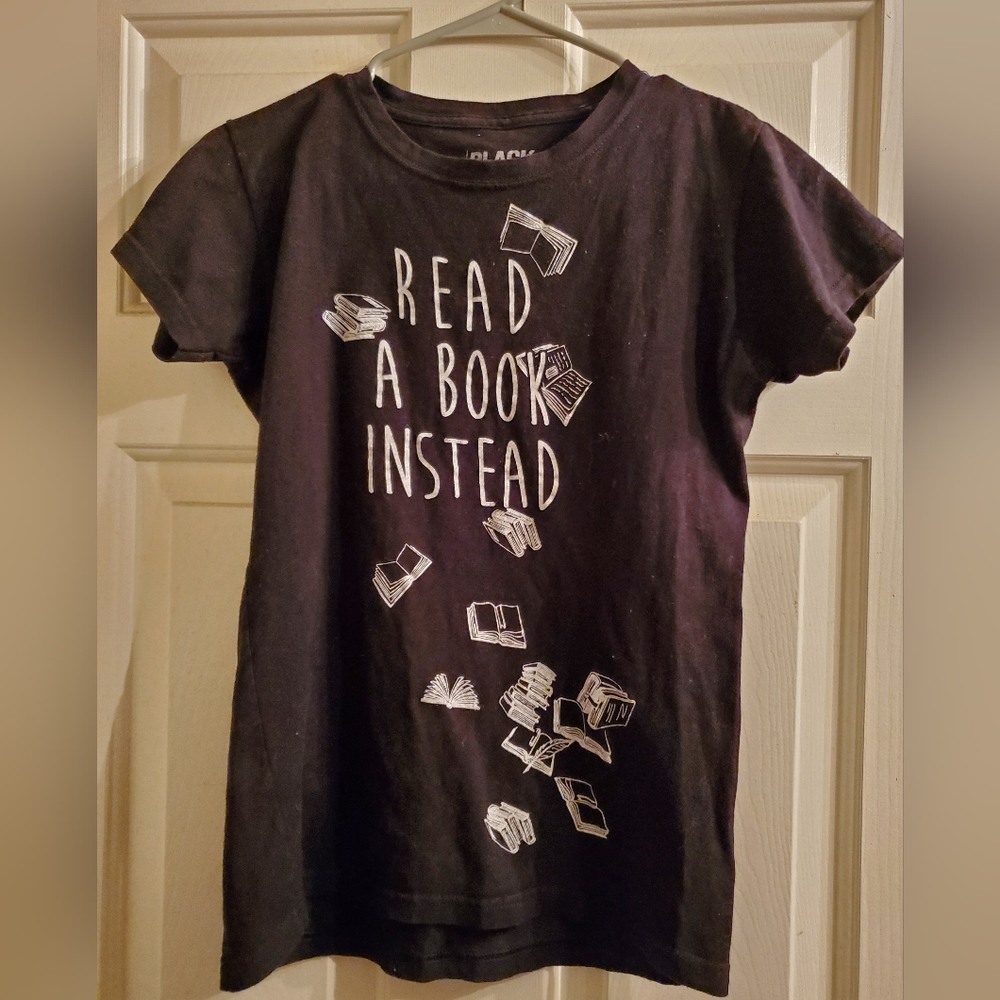 Hot topic Medium black Tee